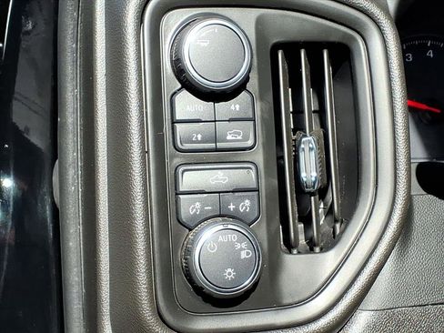 Used 2022 Chevrolet Silverado 1500 Custom w/ LPO, Dark Essentials Package image 18