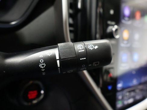 Used 2023 Subaru Ascent Limited image 38