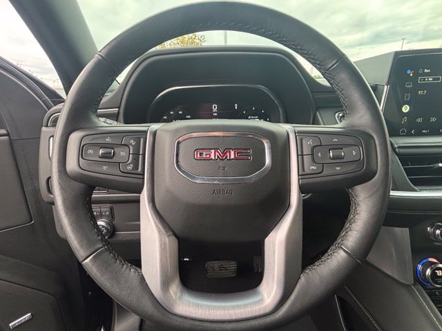 Used 2022 GMC Yukon SLT w/ SLT Premium Package AWD/4WD image 16