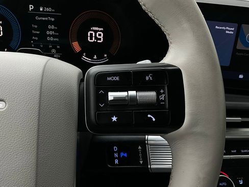 Used 2025 Hyundai Santa Fe SEL image 35