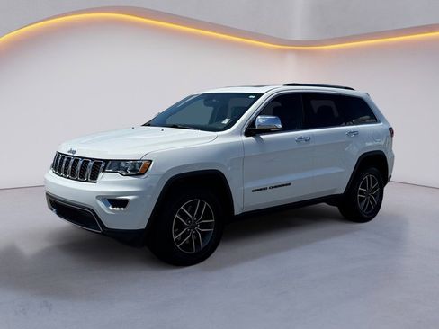 Used 2021 Jeep Grand Cherokee Limited image 3