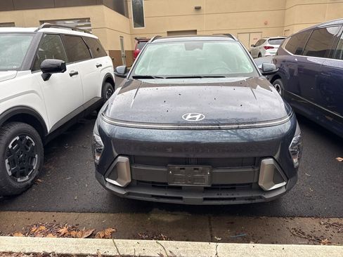 Certified 2024 Hyundai Kona SEL image 2