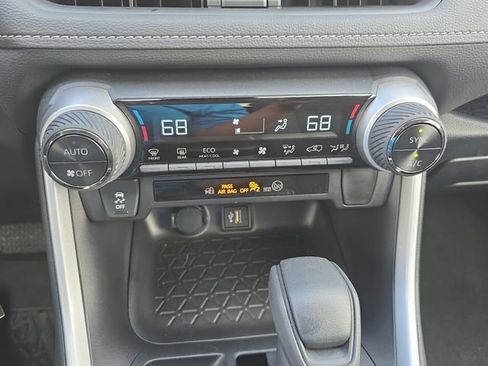 Used 2025 Toyota RAV4 LE image 23