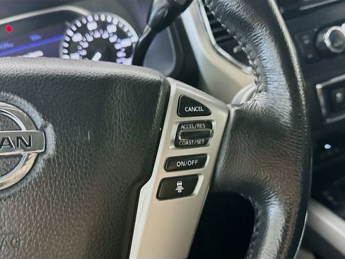Used 2021 Nissan Titan SV w/ SV Convenience Package AWD/4WD image 26