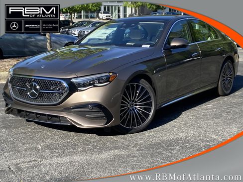 New 2026 Mercedes-Benz E 450 4MATIC Sedan image 1