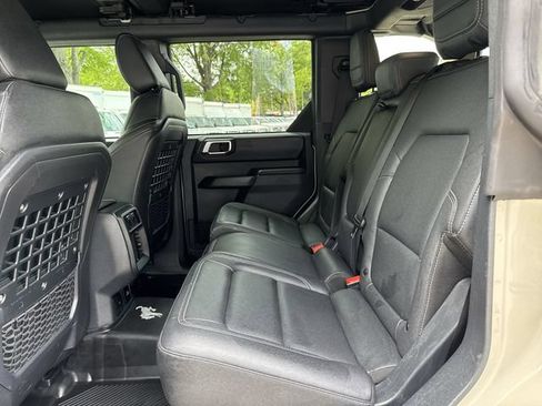 Used 2025 Ford Bronco Badlands AWD/4WD image 20