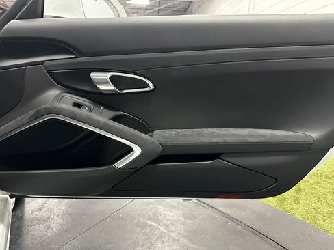 Used 2018 Porsche 718 Boxster GTS RWD image 20