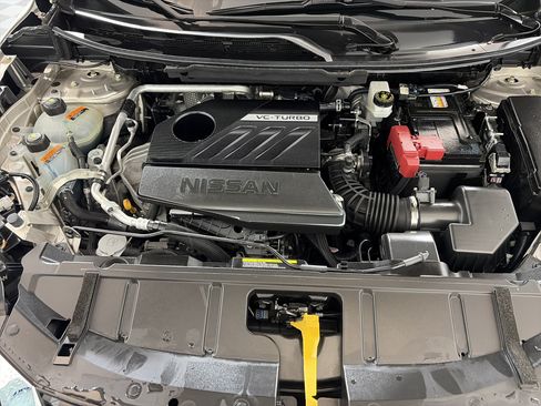 Certified 2023 Nissan Rogue Platinum w/ Platinum Premium Package AWD/4WD image 11
