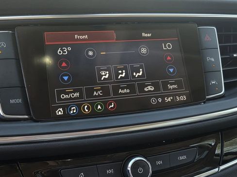 Used 2023 Buick Enclave Avenir w/ Avenir Technology Package image 10