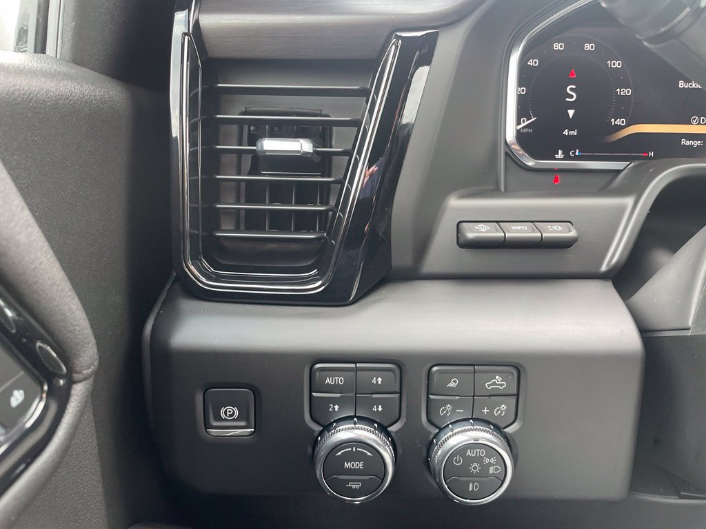 New 2026 GMC Sierra 1500 AT4 w/ AT4 Premium Package AWD/4WD image 15