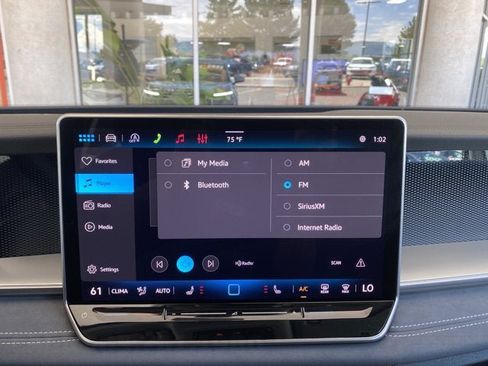 New 2026 Volkswagen Tiguan SE FWD image 3