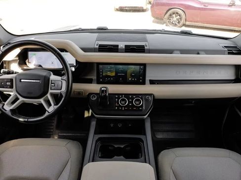 Used 2020 Land Rover Defender 110 SE AWD/4WD image 19
