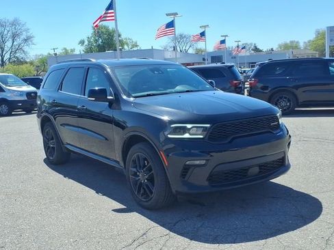 Used 2023 Dodge Durango GT AWD/4WD image 3