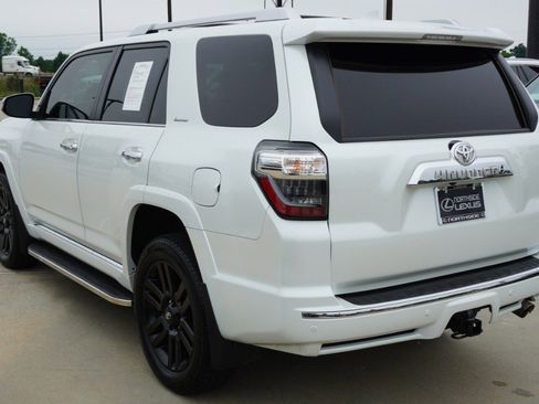 Used 2024 Toyota 4Runner Limited AWD/4WD image 8