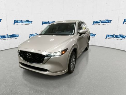 Used 2025 MAZDA CX-5 AWD 2.5 S w/ Select Package image 4