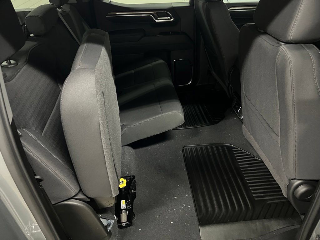 New 2026 Chevrolet Silverado 1500 RST AWD/4WD image 35