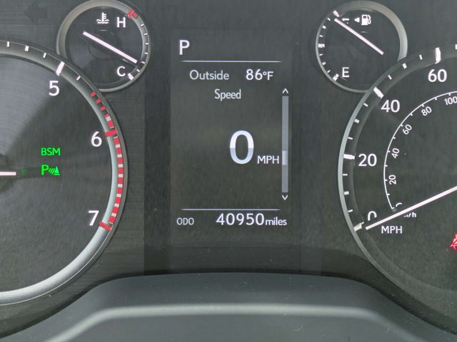 Used 2023 Lexus GX 460 Premium w/ Premium Package AWD/4WD image 28