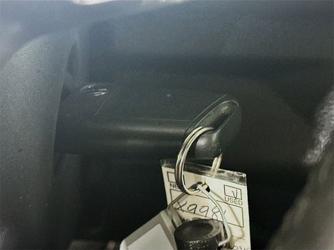 Used 2024 Volkswagen Jetta S image 25