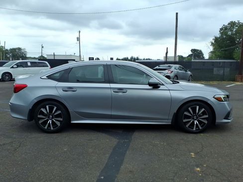Used 2023 Honda Civic EX image 2