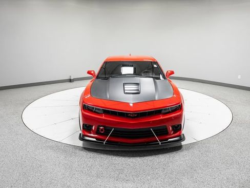 Used 2014 Chevrolet Camaro SS w/ SS Performance Package RWD image 27