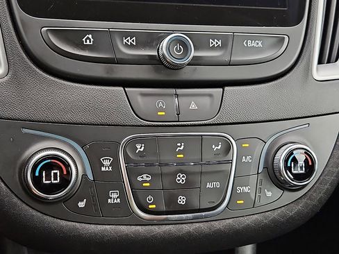 Used 2023 Chevrolet Malibu LT w/ Driver Confidence Package image 27