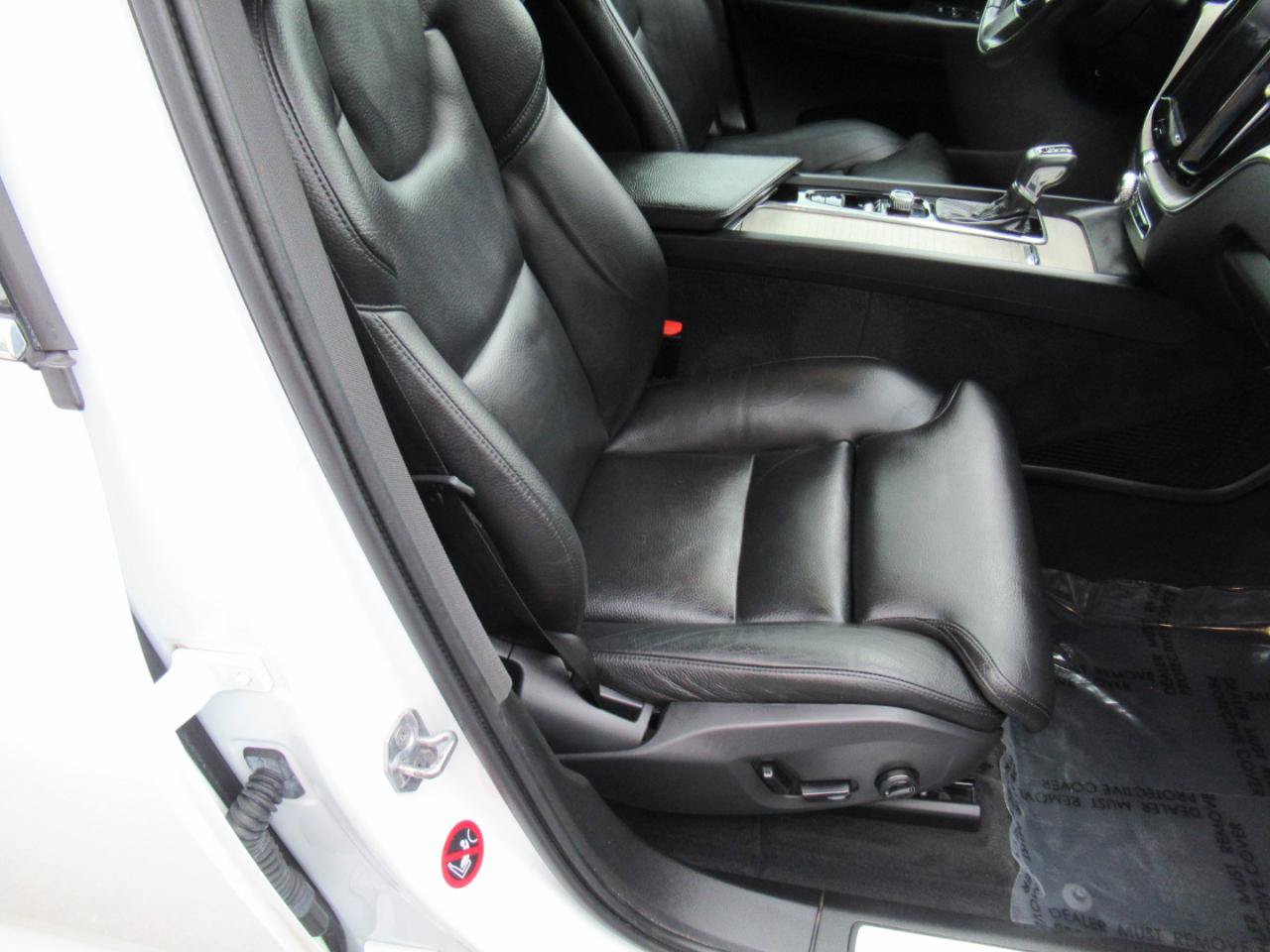 Used 2018 Volvo XC60 T6 Inscription w/ Convenience Package AWD/4WD image 23