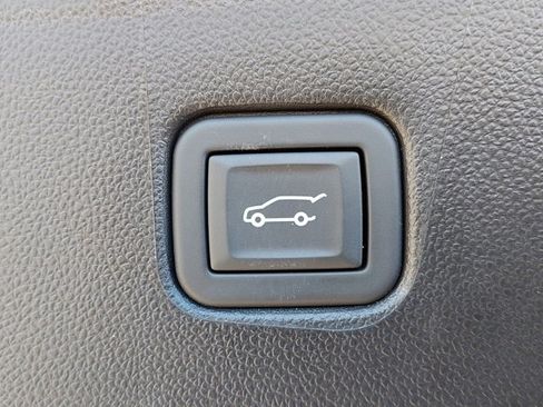 Used 2024 Chevrolet Blazer LT w/ Convenience Package image 33