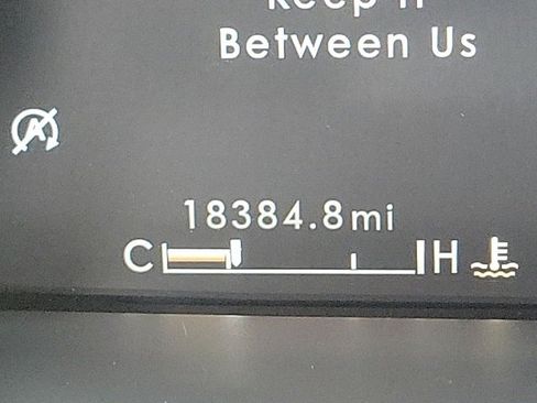 Certified 2023 Lincoln Nautilus Reserve image 32