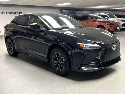 New 2026 Lexus RZ 450e AWD image 1