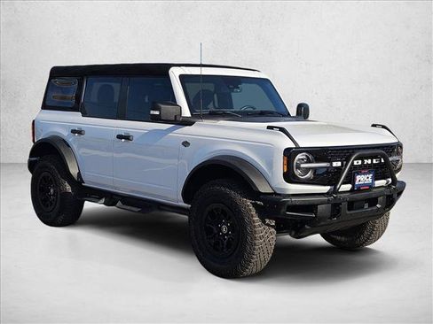Used 2023 Ford Bronco Wildtrak AWD/4WD image 3