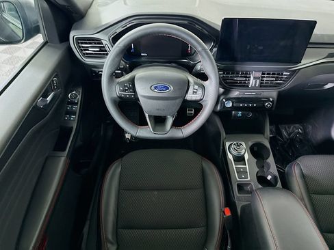 Used 2023 Ford Escape ST-Line w/ Tech Pack #1 FWD image 3