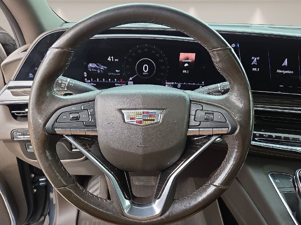Used 2021 Cadillac Escalade Premium Luxury w/ LPO, Floor Liner Package AWD/4WD image 19