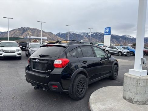 Used 2014 Subaru Crosstrek 2.0i Limited w/ Popular Package #2 image 5