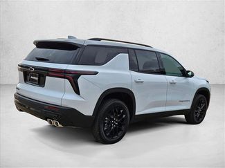 New 2026 Chevrolet Traverse LT w/ Midnight/Sport Edition video 2