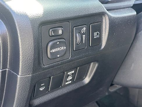 Used 2021 Toyota 4Runner Venture w/ Moonroof Package image 7