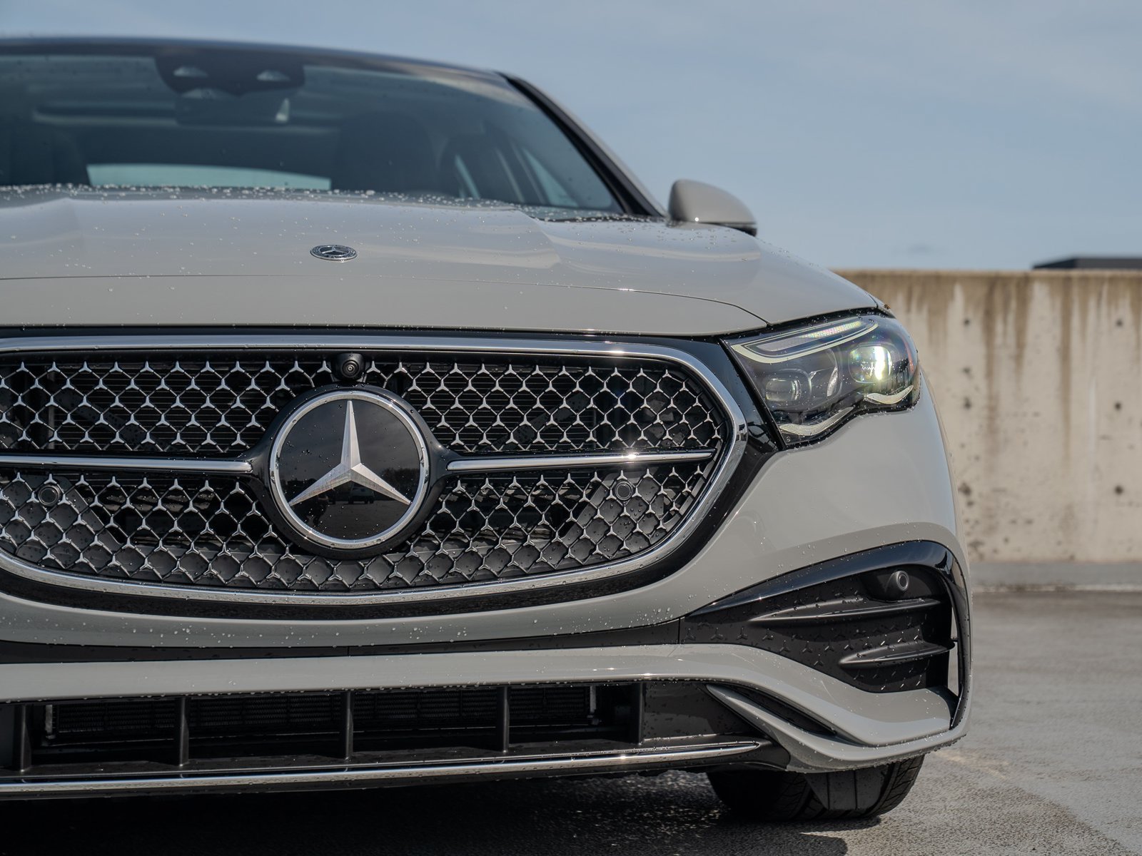 Used 2026 Mercedes-Benz E 450 4MATIC Sedan image 9