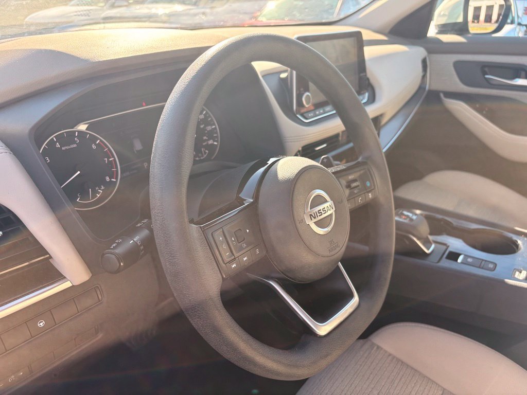 Used 2021 Nissan Rogue SV FWD image 10
