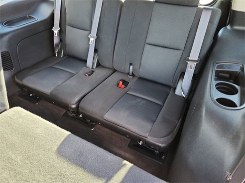 Used 2011 GMC Yukon SLE w/ Suspension Package, Off-Road image 14