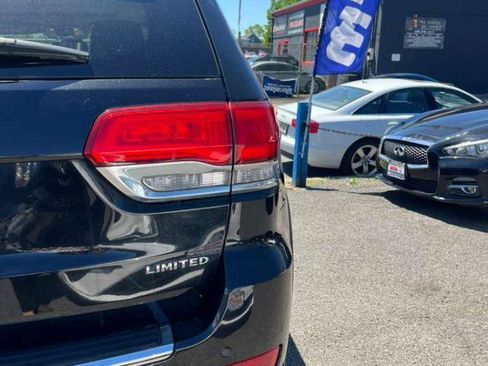 Used 2015 Jeep Grand Cherokee Limited AWD/4WD image 9