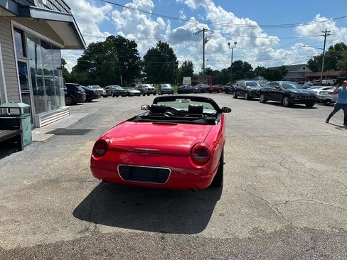 Used 2003 Ford Thunderbird RWD image 5
