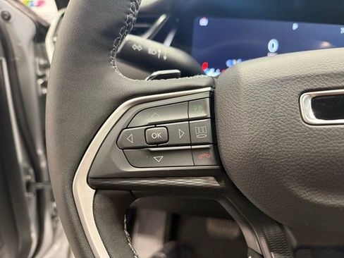 New 2025 Jeep Grand Cherokee L Laredo image 12