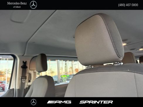 Used 2024 Ford Transit 350 XLT image 18