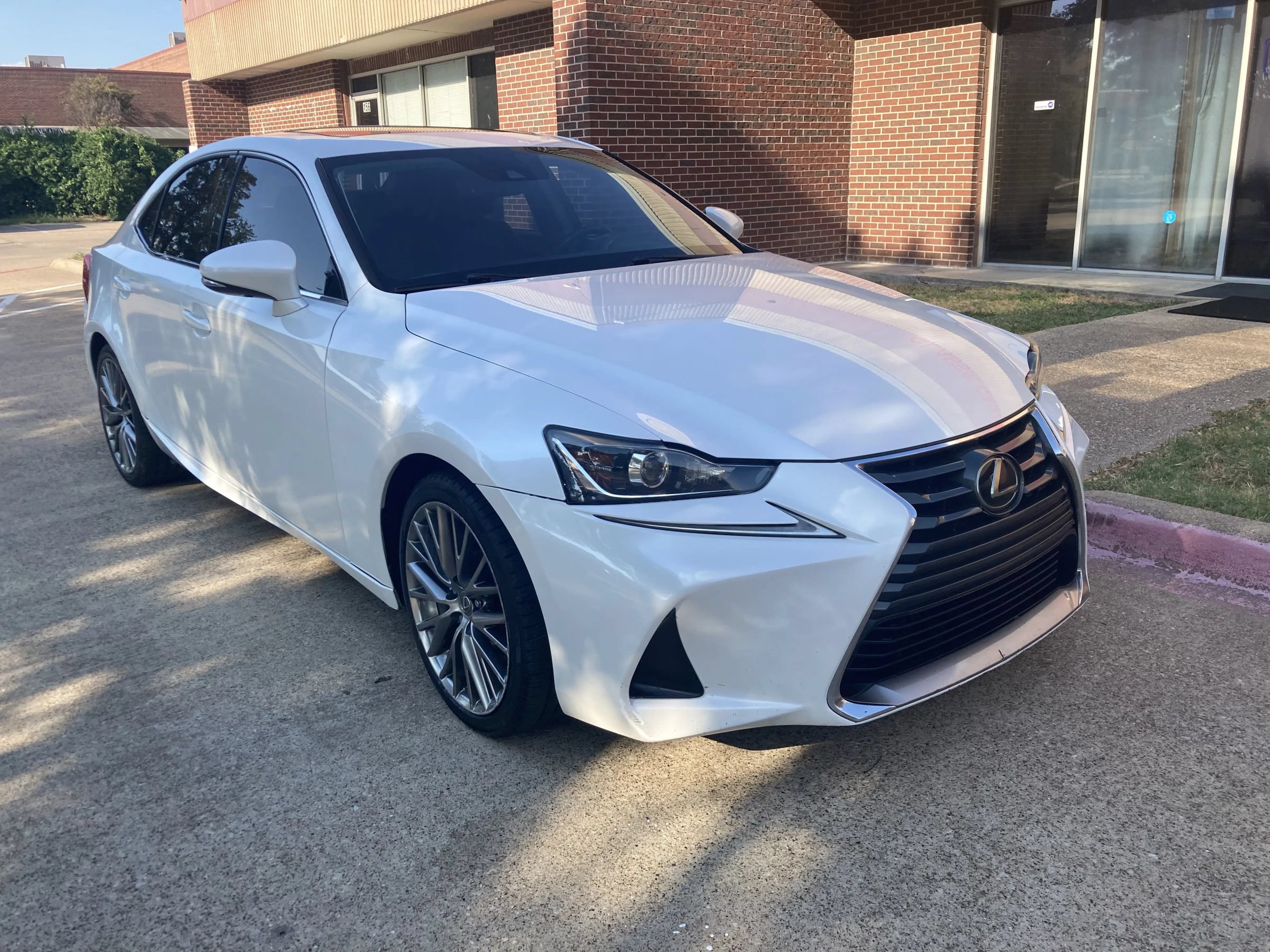 Used 2017 Lexus IS 200t RWD image 3