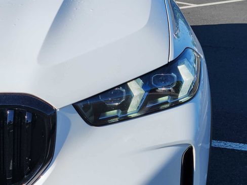 Certified 2025 BMW X5 xDrive40i w/ Premium Package AWD/4WD image 9