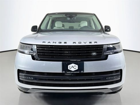 Used 2024 Land Rover Range Rover SE AWD/4WD image 11