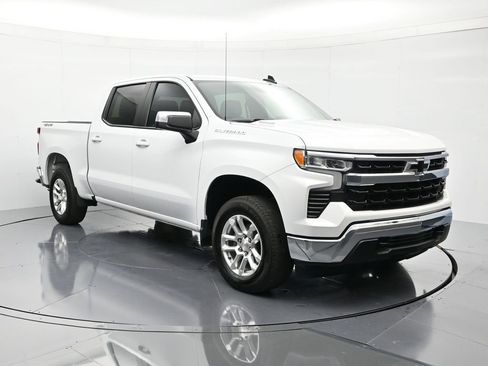 Certified 2024 Chevrolet Silverado 1500 LT image 3