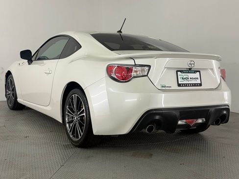Used 2013 Scion FR-S RWD image 7