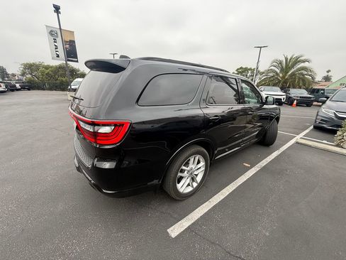 Used 2024 Dodge Durango GT RWD image 2