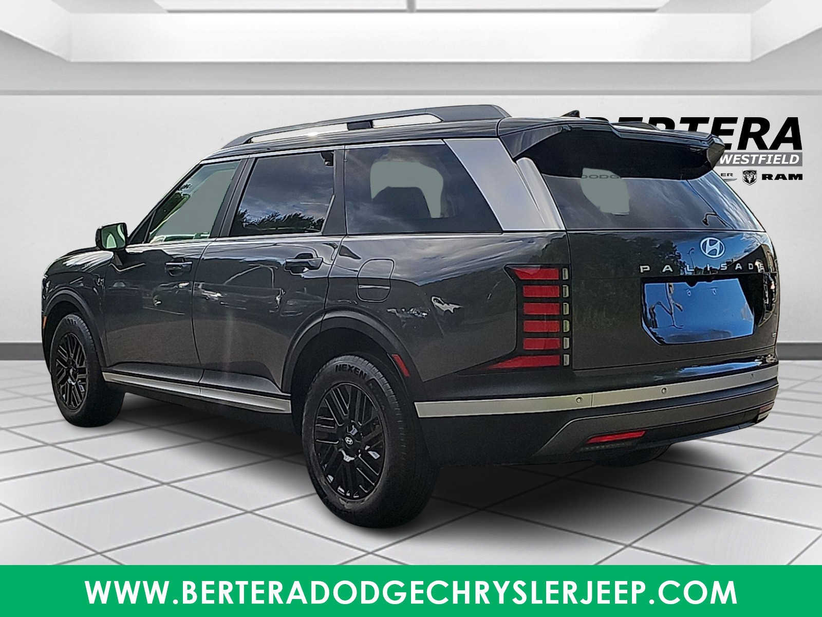 Used 2026 Hyundai Palisade SEL AWD/4WD image 4