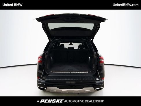 Used 2023 BMW X5 xDrive45e image 14